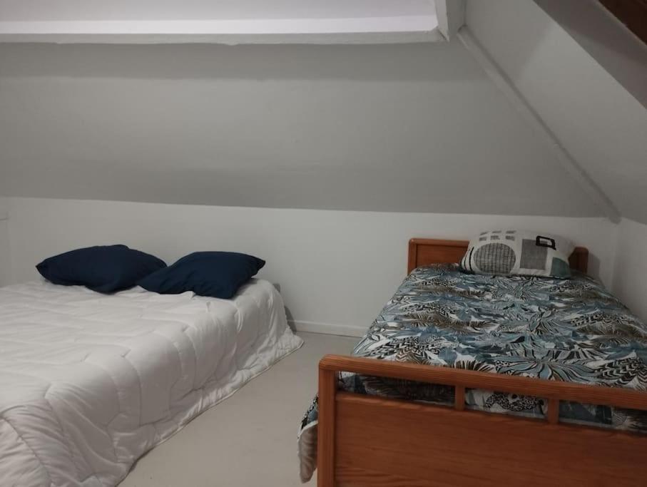 Agreable Maison Avec Parking Gratuit Apartment Amiens Exterior foto